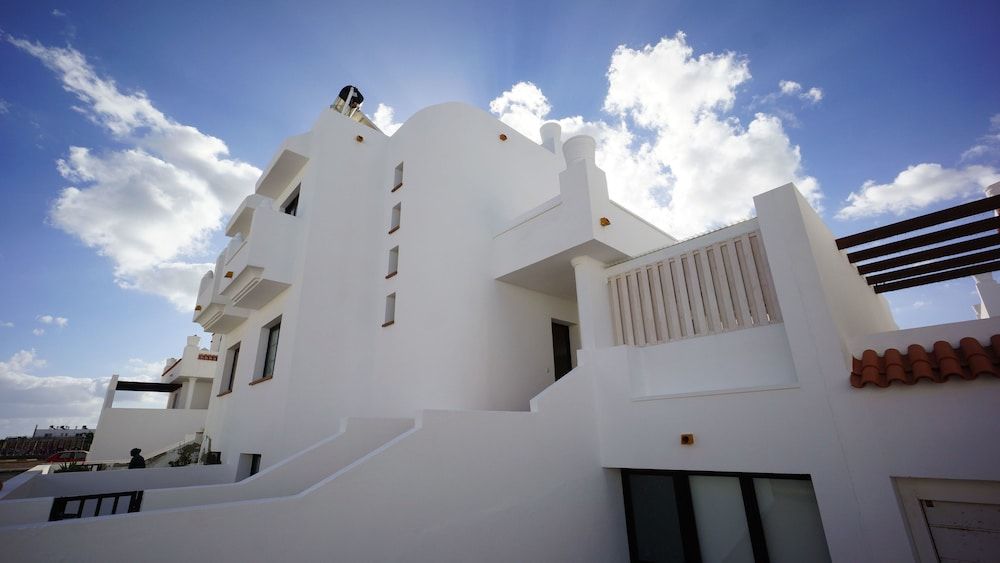 Surfers Retreat - Hostel - Adults Only 1