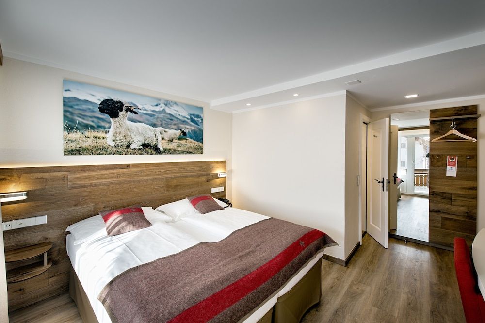 Hotel Butterfly 2