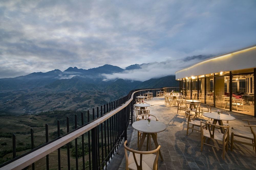 Pao's Sapa Leisure Hotel 1