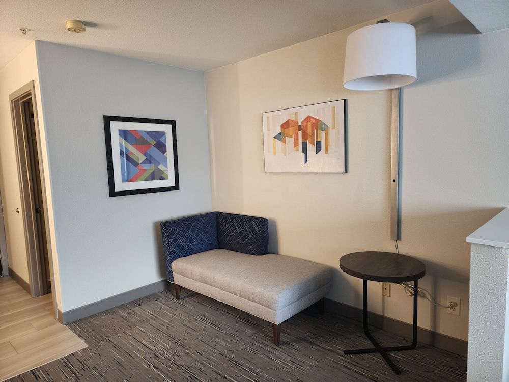 Holiday Inn Express PORTLAND EAST - TROUTDALE by IHG 2