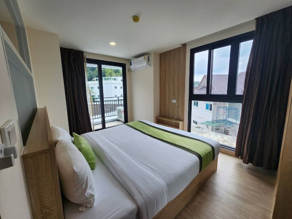 iCheck inn Darisa Patong 2