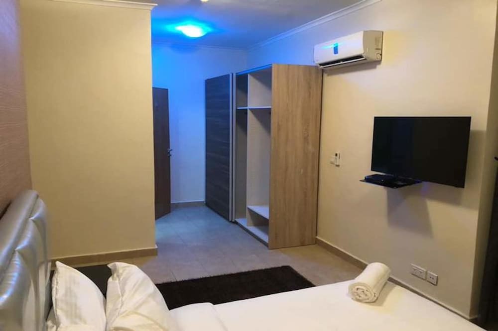 Perfect Havens at Goosepen Oniru 2