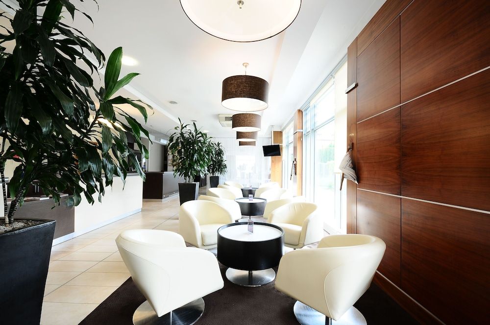 Hotel Oliwski 2