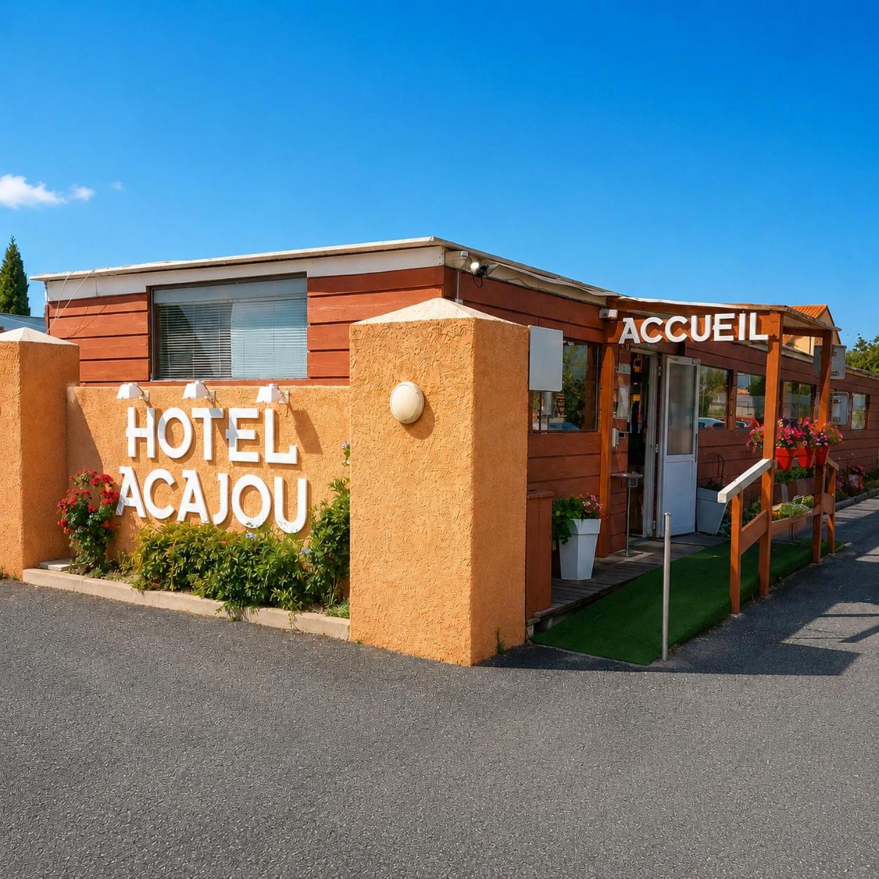 Hôtel Acajou 1