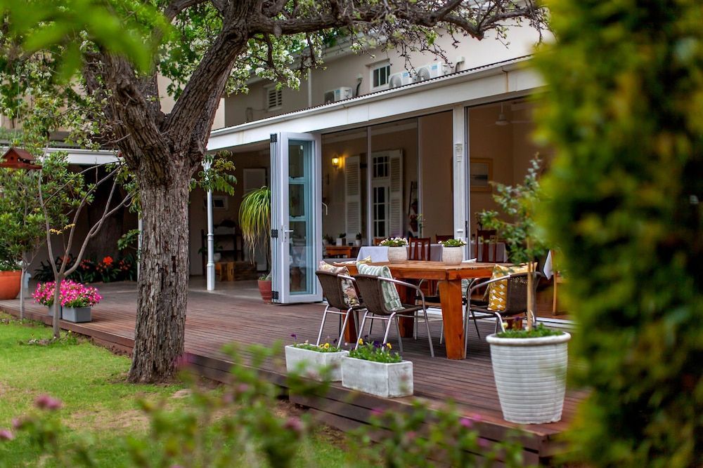 The Habit Guesthouse 1