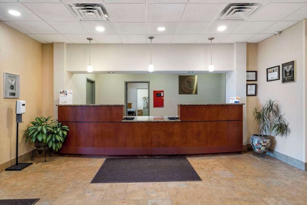 Comfort Inn & Suites Watertown - 1000 Islands 2