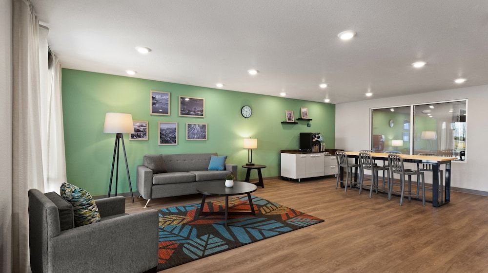 WoodSpring Suites Greeley 2