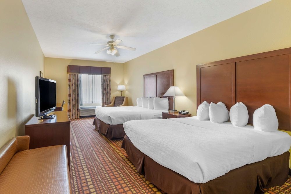 Best Western Plus Gadsden Hotel & Suites 1