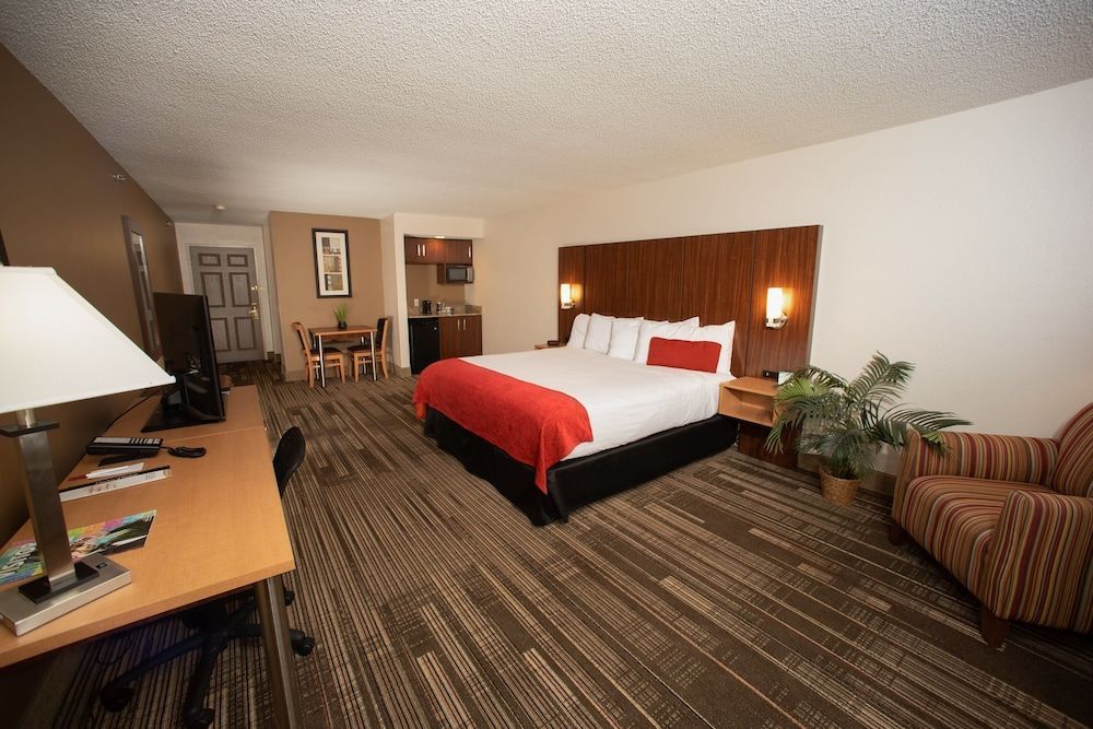 Northfield Inn Suites and Conference Center 1