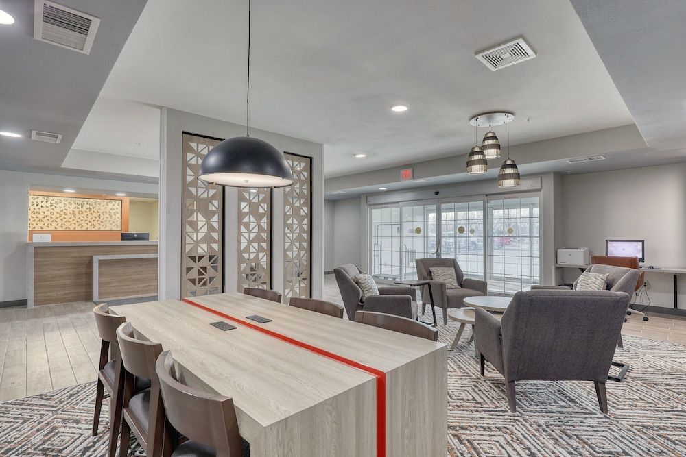 Candlewood Suites MILWAUKEE AIRPORT-OAK CREEK by IHG 1