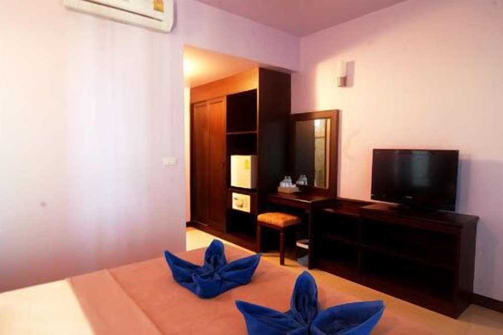 Lanta Bee Garden Bungalow SHA Extra Plus 2