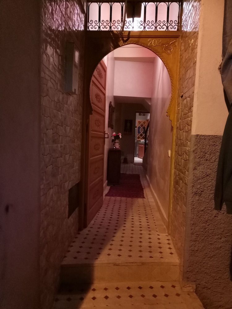 Riad Majdoulina chez JIJI 2