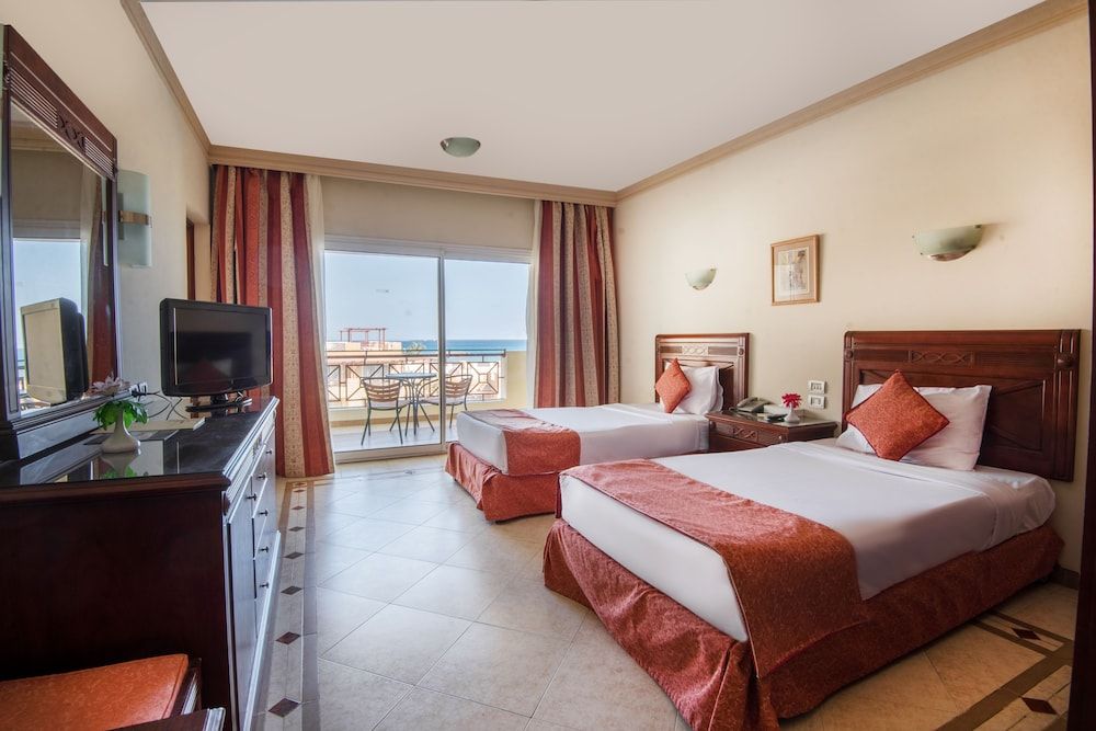 Imperial Shams Abu Soma 2