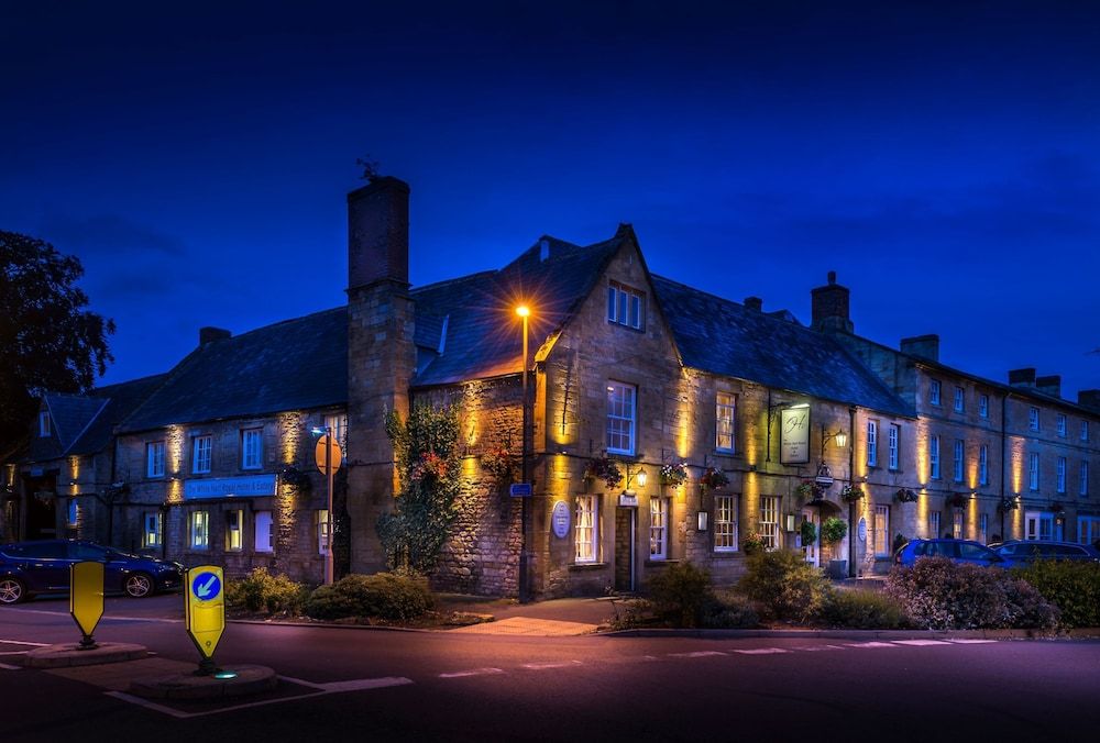 The White Hart Royal, Moreton-in-Marsh, Cotswolds - The Coaching Inn Group 1