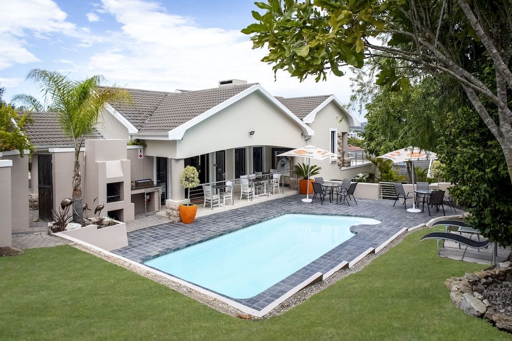Orange Inn Knysna 1