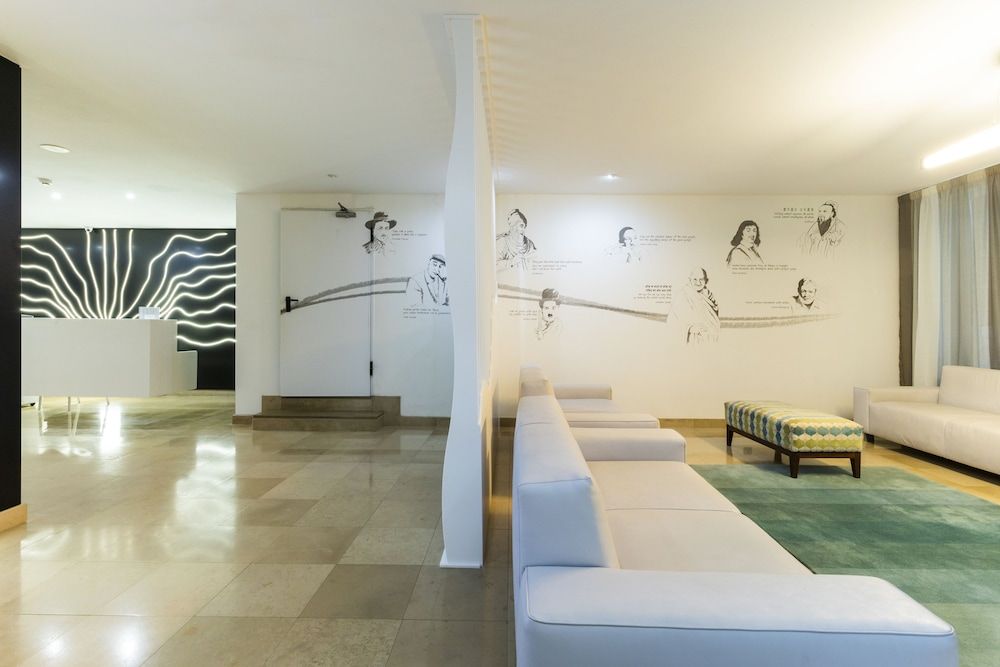 Carvi Beach Hotel 2