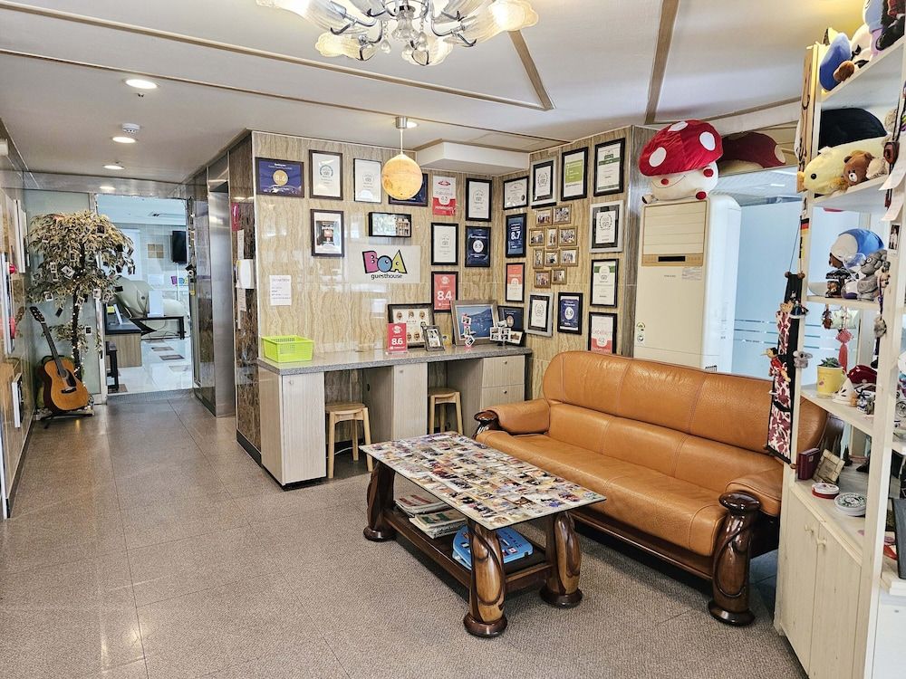 BoA Travel House 2