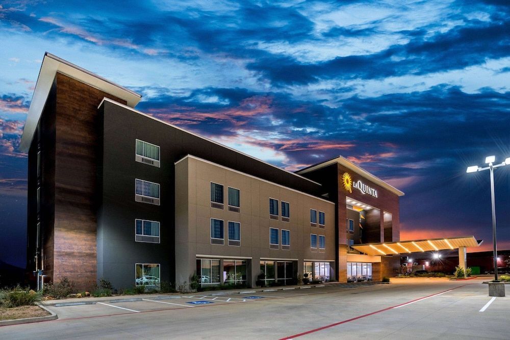 La Quinta by Wyndham Houston Cypress 1