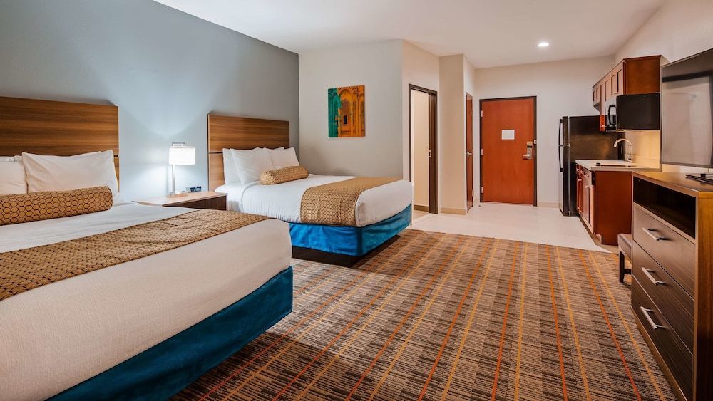 Best Western Ingleside Inn & Suites 1