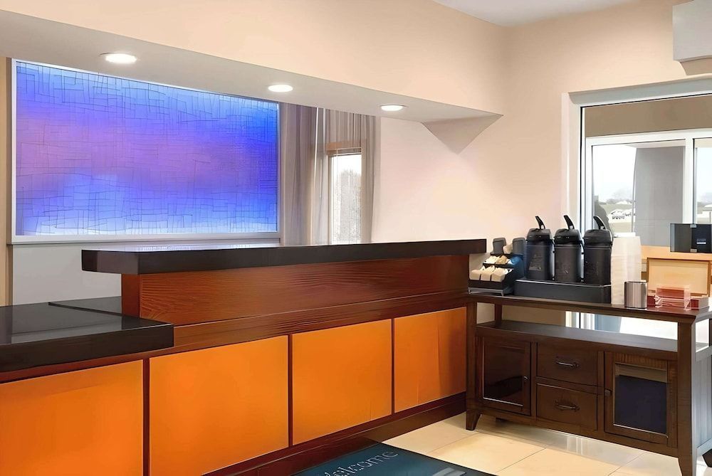 Dubuque Inn and Suites 2