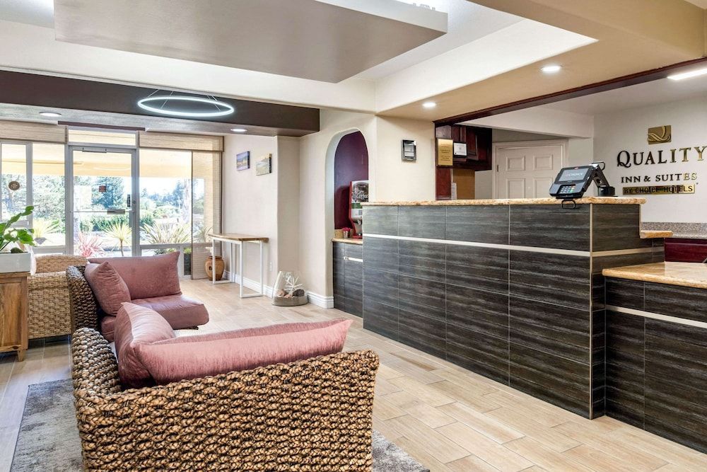 Quality Inn & Suites Capitola By the Sea 2