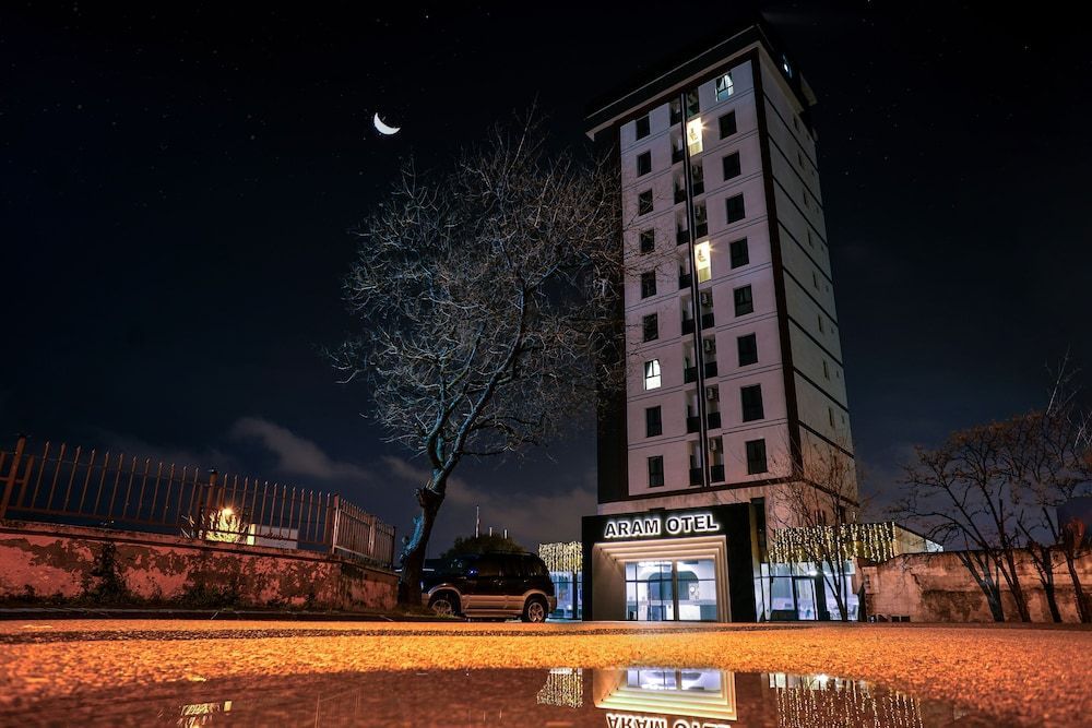 Aram Otel Business & Luxury 1