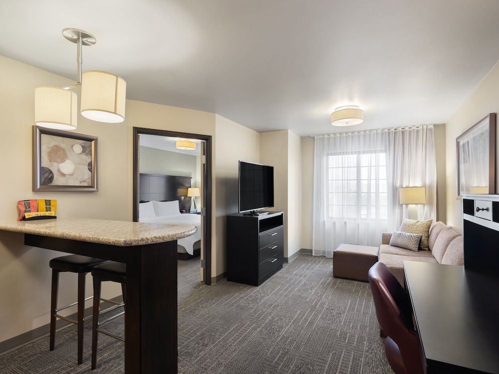 Staybridge Suites MIDVALE by IHG 2