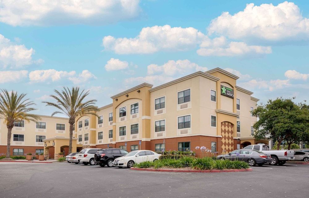 Extended Stay America Suites - Orange County - Huntington Beach 1