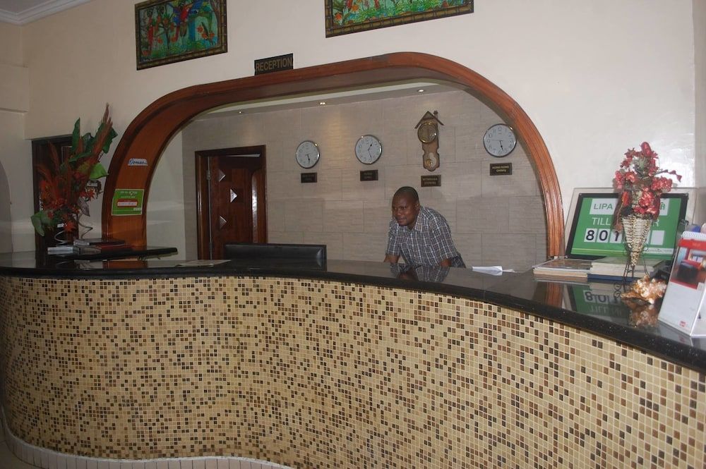Regency Park Hotel 2