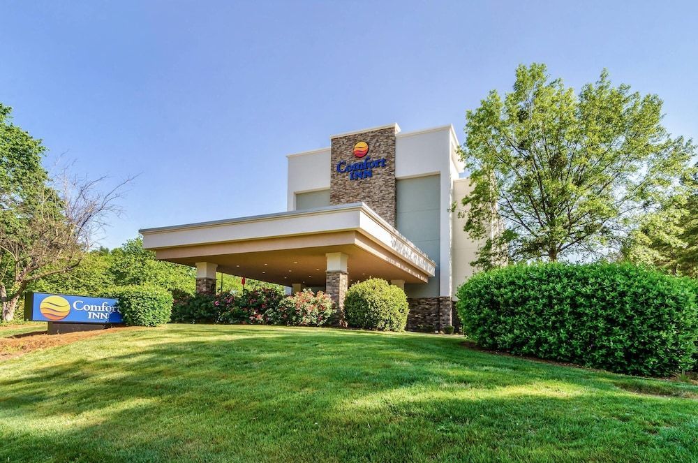 Comfort Inn Raleigh Midtown 1