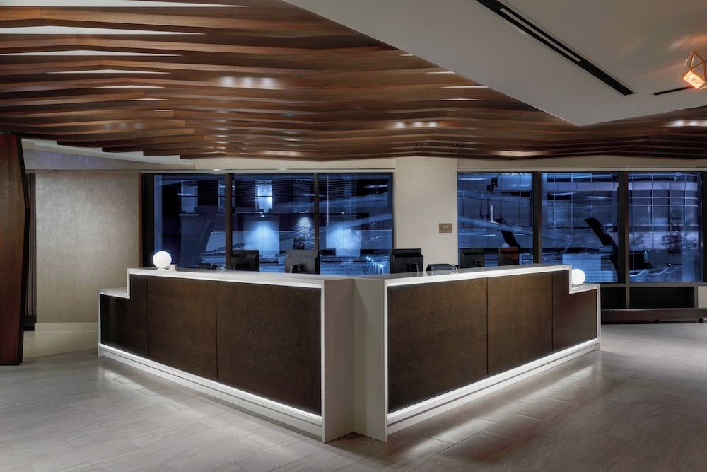 SpringHill Suites Chicago Downtown/River North 1