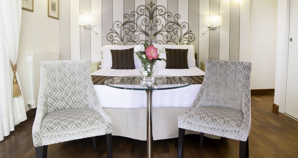 Hotel Jolanda 1