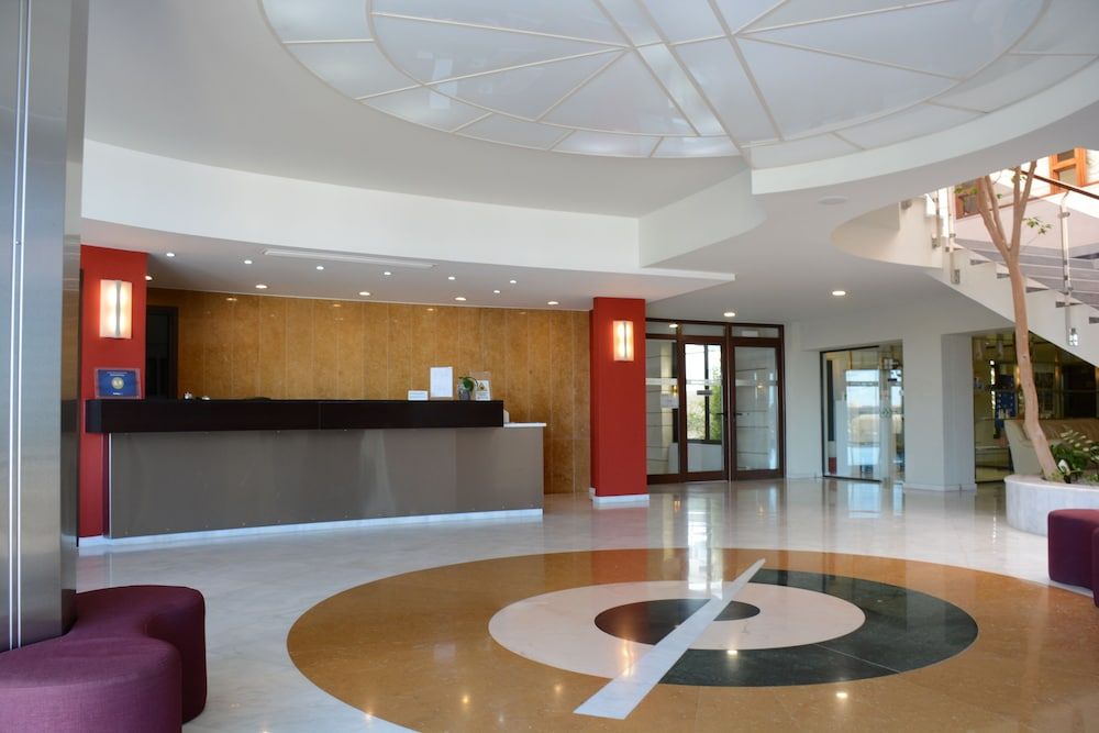 Macaris Suites and SPA 2
