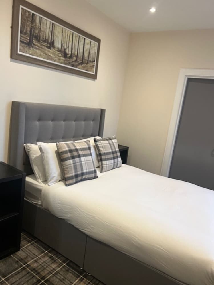 Royal Guest House 1