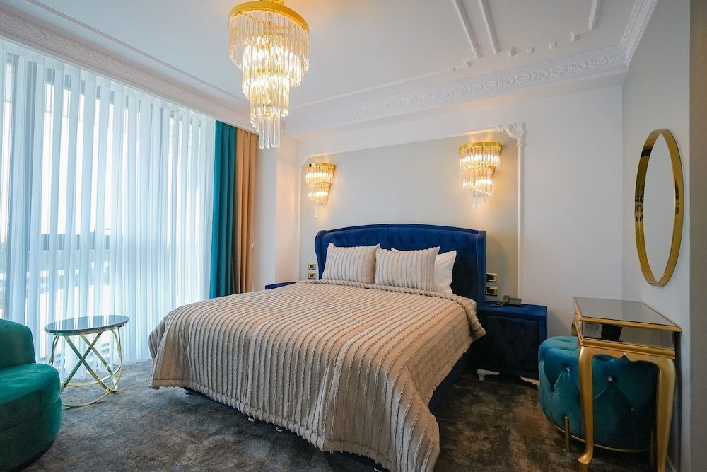 W Regal Boutique Hotel&Spa 2