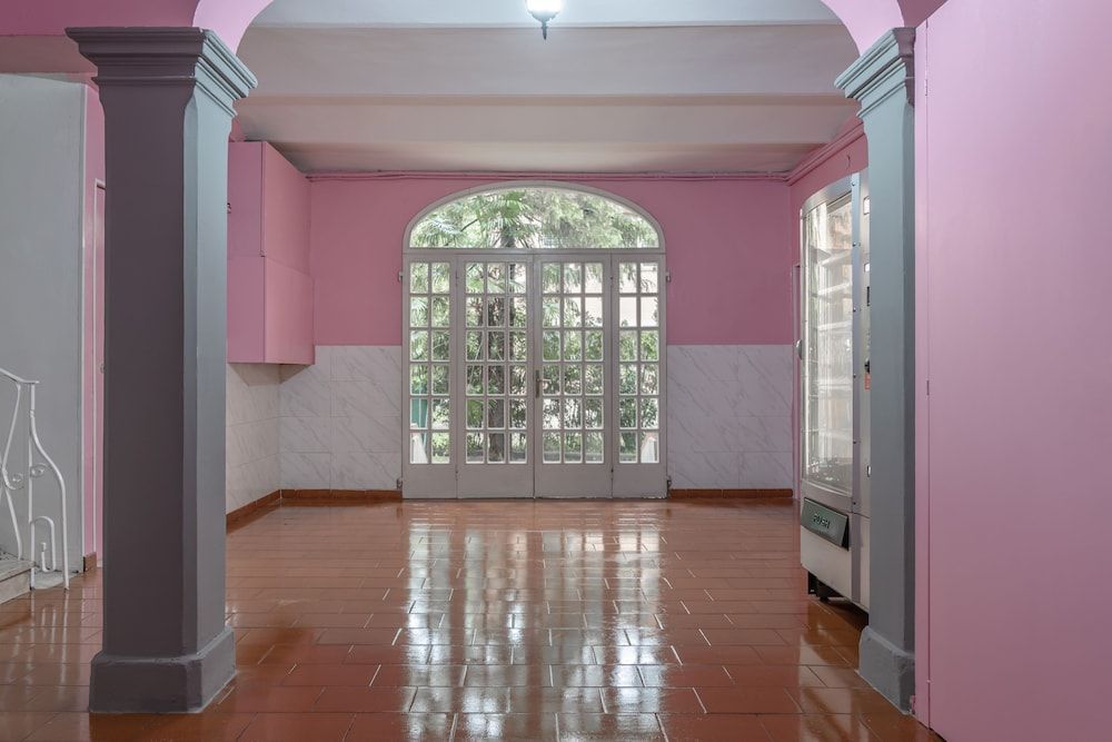 Saragozza Apartments 2