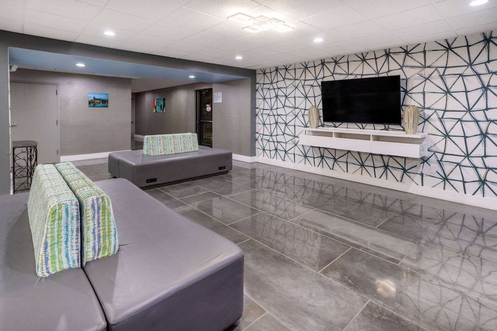 Baymont by Wyndham La Vergne Nashville I-24 East 2