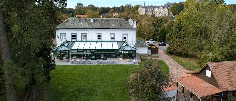 Logis - Hotel Restaurant La Sapinière - Proche Saint Omer 1