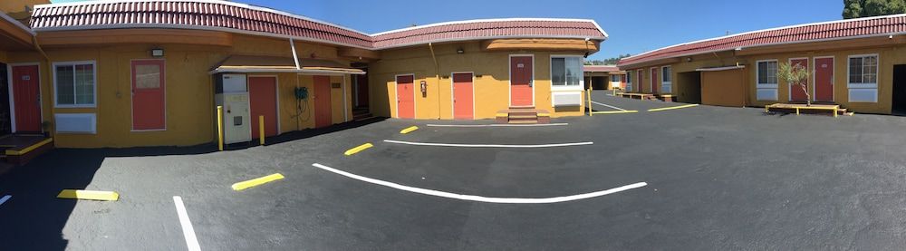 Harris Motel 2