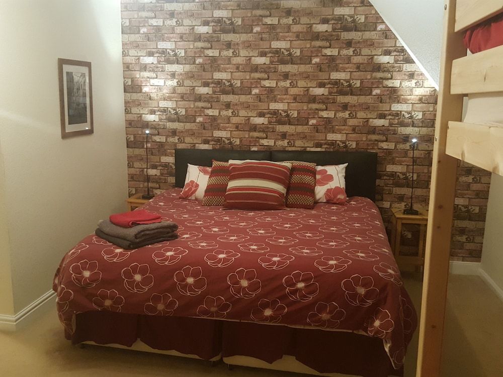 Angel Guesthouse 1