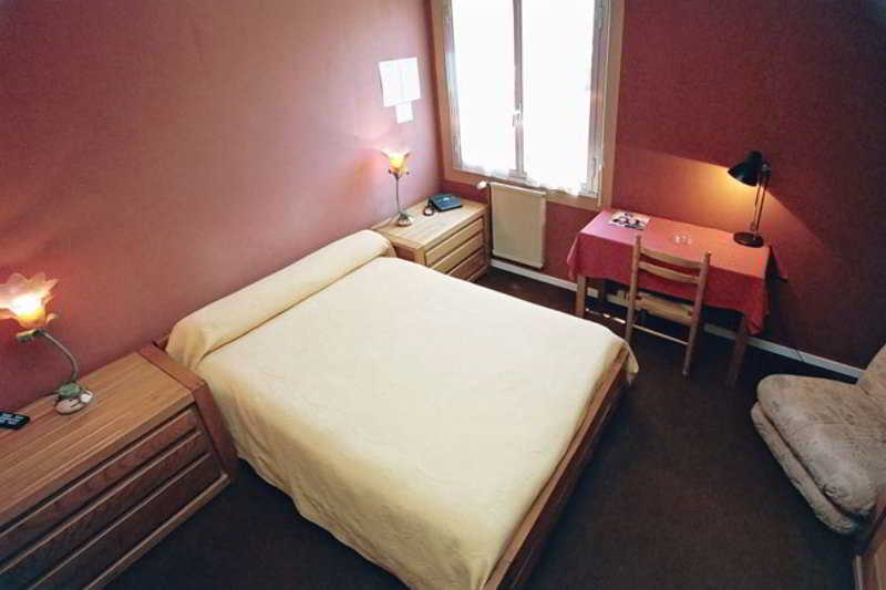 Brit Hotel Armor 2