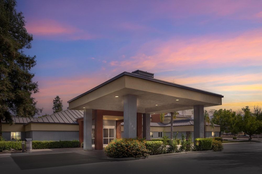 Best Western Porterville Inn 1