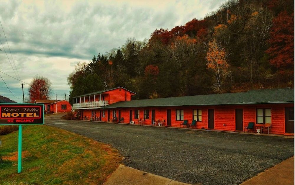Scenic Valley Motel 1