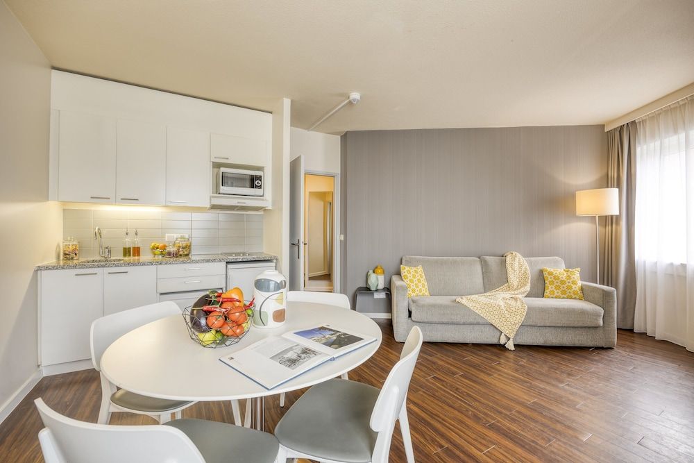 Citadines Sainte-Catherine Brussels 1