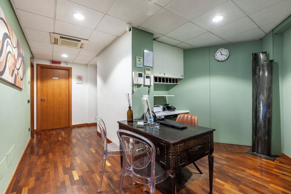 Inn Rome Rooms & Suites 1