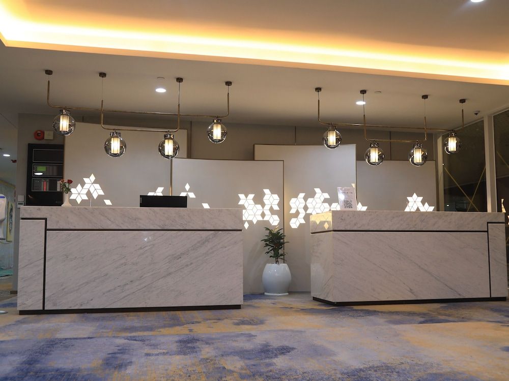 Skylight In-Terminal Hotel 2