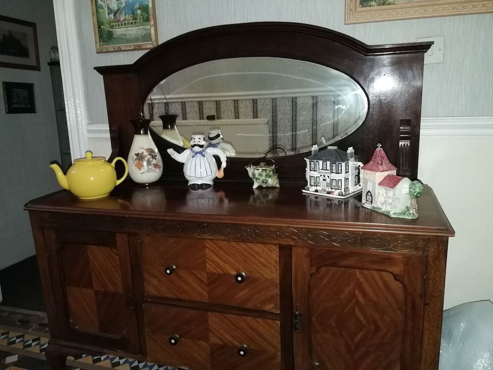 Overton Villa Hotel 1