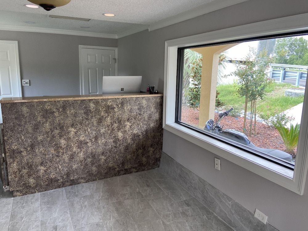 Savannah Inn and Suites 2