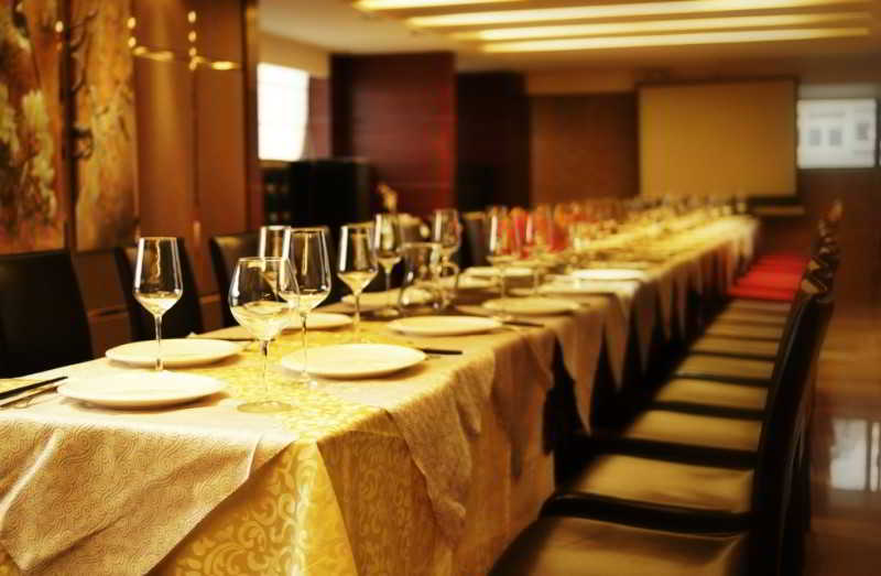 Poltton Service Apt (Foshan Ancestral Temple) 2