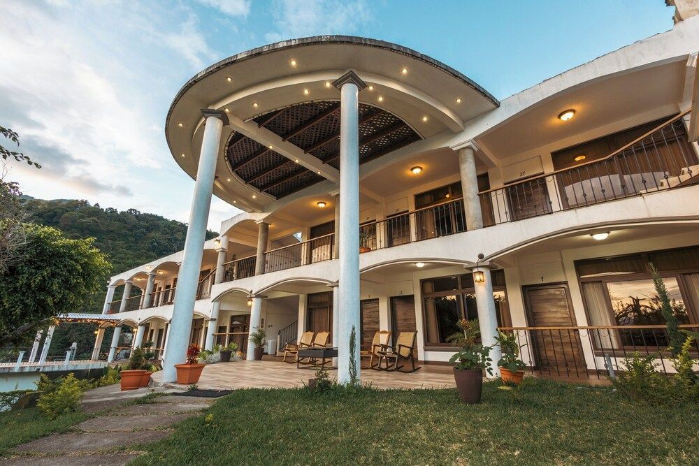 Hotel Mercy 1